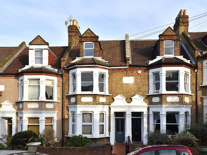 This project is set in a large Victorian house full of period character in Forest Hill SE23 #CraftedForLife