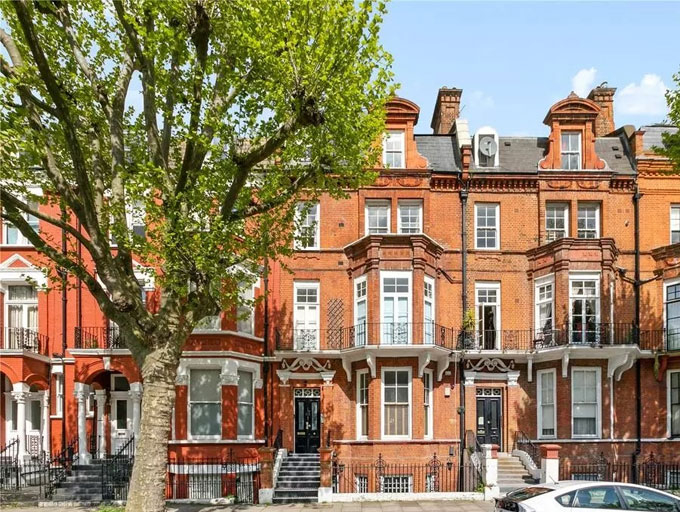 This project was set within a grand mansion block in Maida Vale, West London #CraftedForLife
